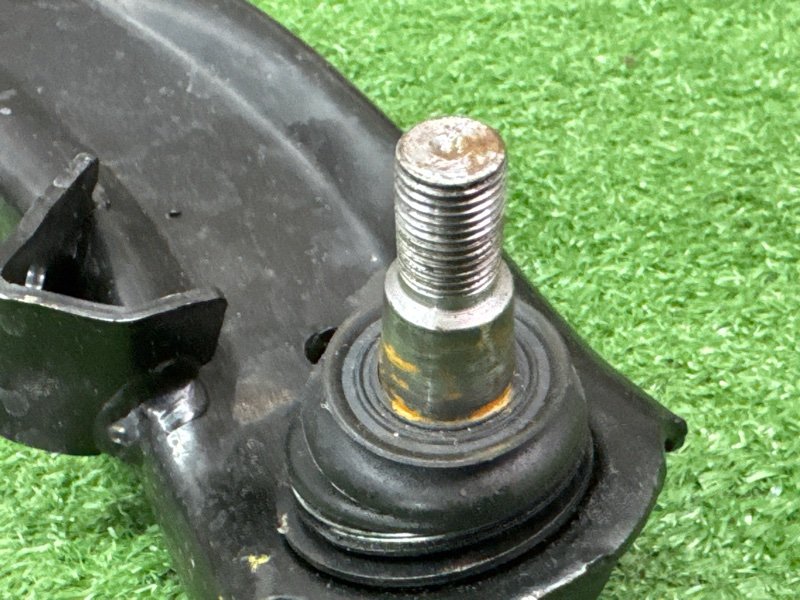 Рычаг подвески Hyundai Solaris 1 2013 RB