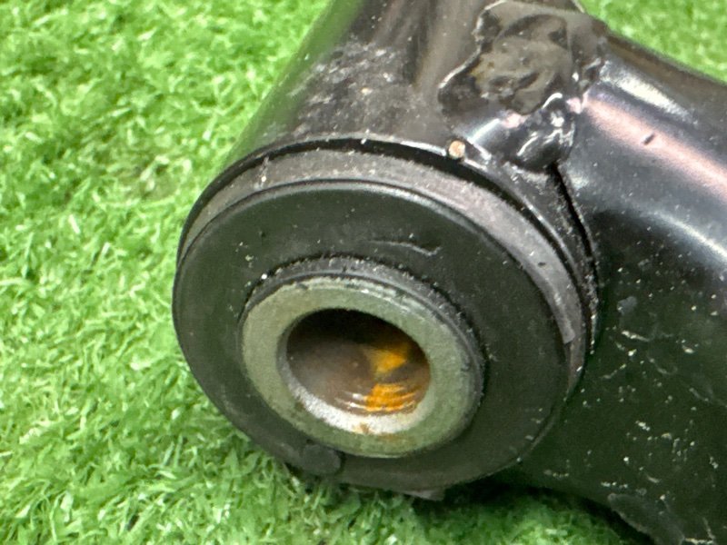 Рычаг подвески Hyundai Solaris 1 2013 RB