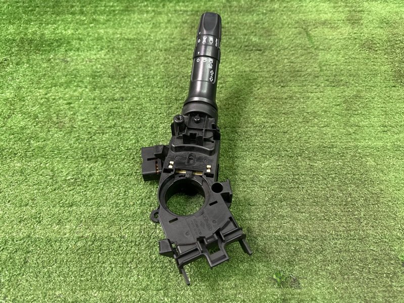 Подрулевой переключатель света Hyundai Solaris 1 2013 RB