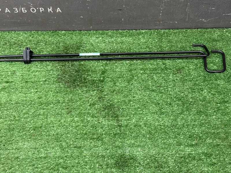 Торсион (пружина) багажника Hyundai Solaris 1 2013 RB