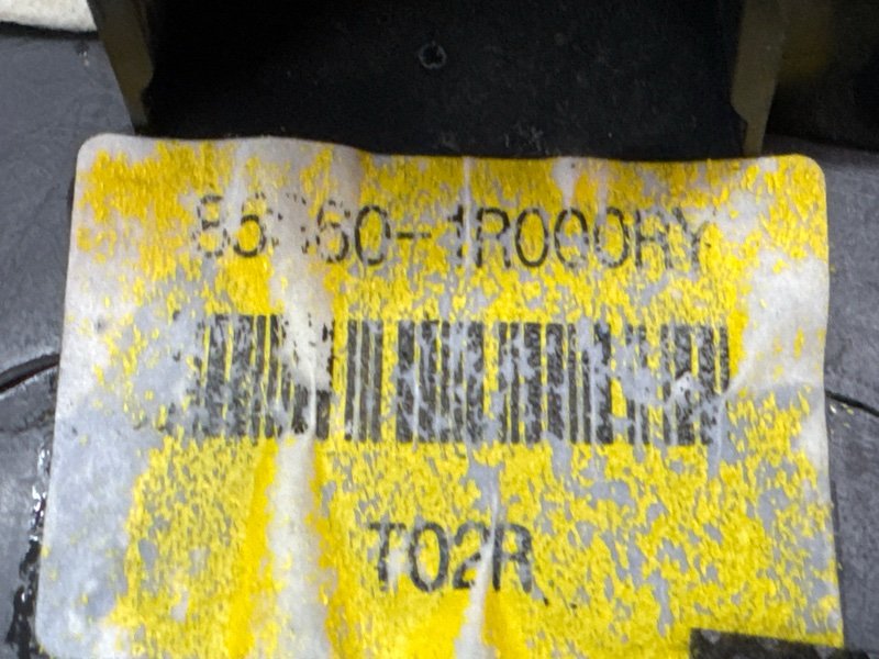 Накладка кузова Hyundai Solaris 1 2013 RB