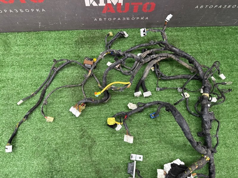 Проводка под торпедо Hyundai Solaris 1 2013 RB