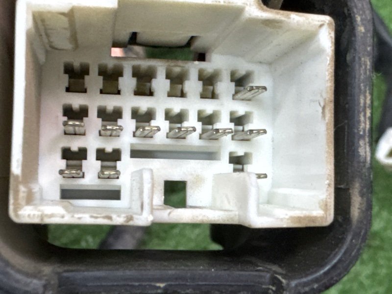 Проводка салона Hyundai Solaris 1 2013 RB