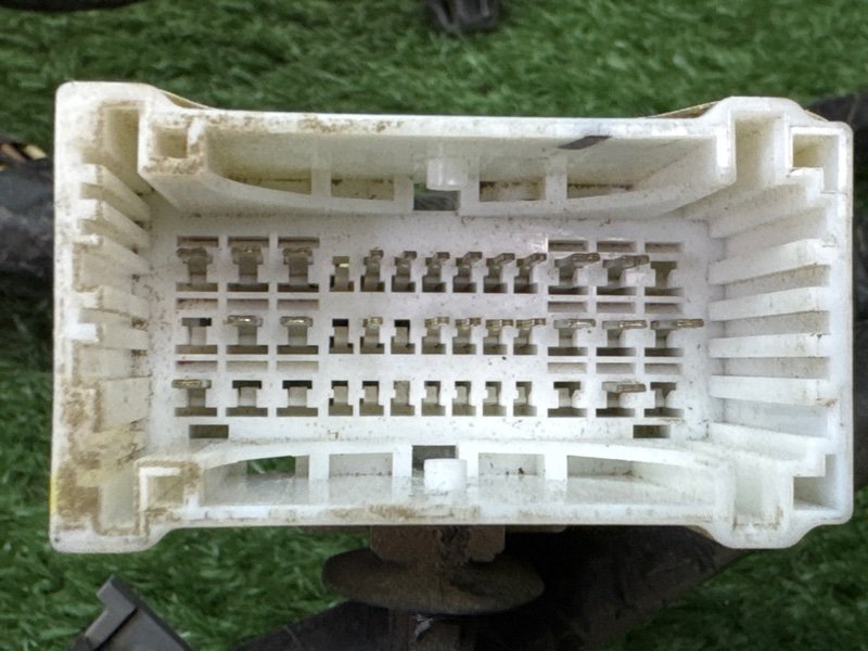 Проводка салона Hyundai Solaris 1 2013 RB