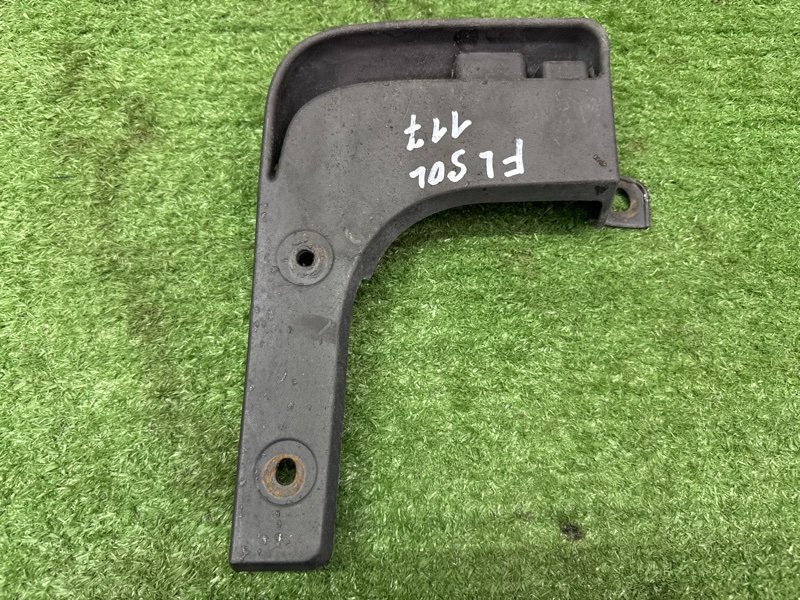 Брызговик Hyundai Solaris 1 2013 RB