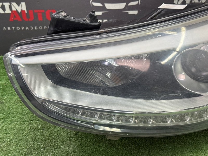 Фара с повреждениями Hyundai Solaris 1 2013 RB