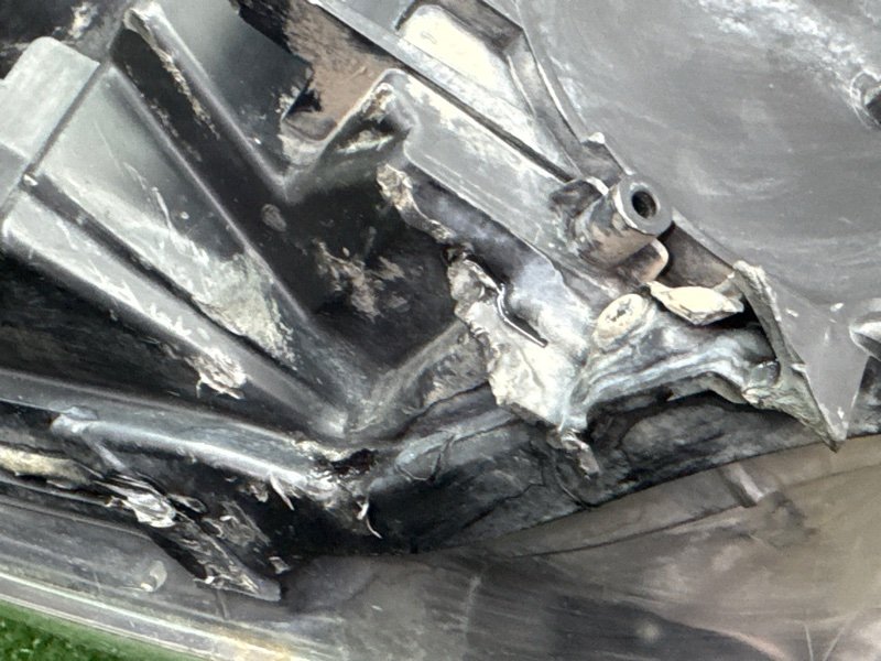 Фара с повреждениями Hyundai Solaris 1 2013 RB