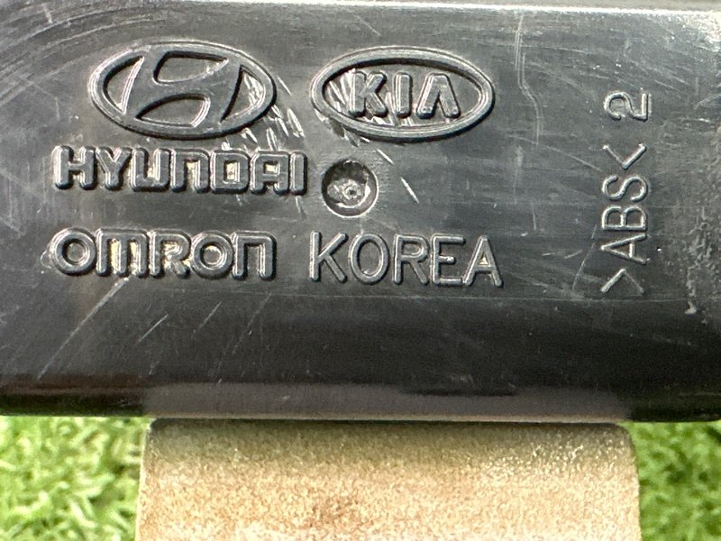 Реле указателей поворотов Hyundai Solaris 1 2013 RB