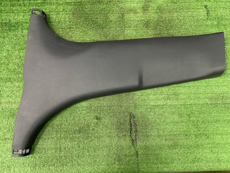 Накладка центральной стойки нижняя Hyundai Solaris 1 2013 RB