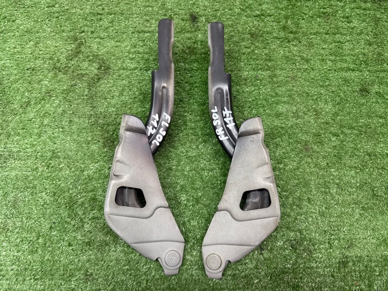 Петли капота Hyundai Solaris 1 2013 RB