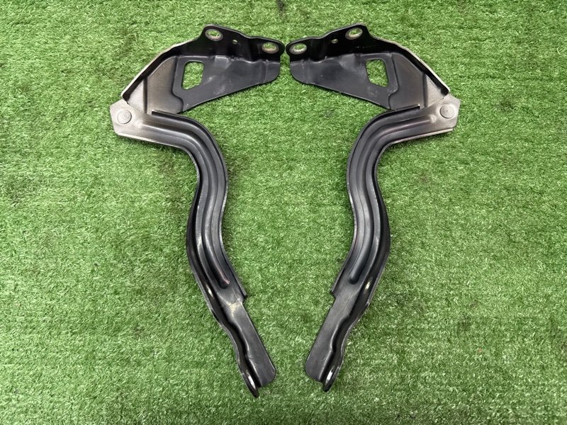 Петли капота Hyundai Solaris 1 2013 RB