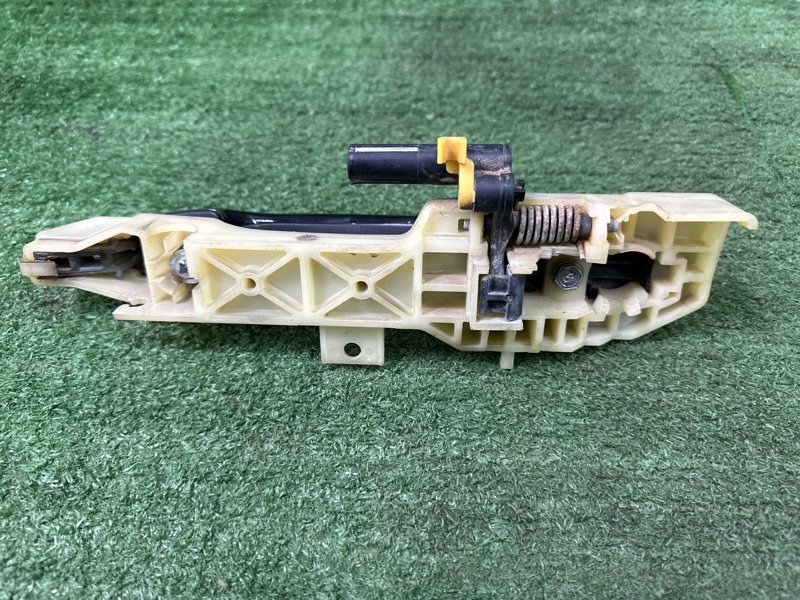 Ручка двери наружная в сборе Hyundai Solaris 1 2013 RB