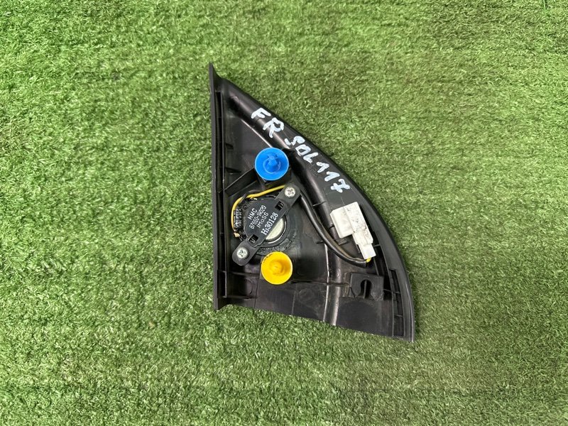 Твиттер зеркала Hyundai Solaris 1 2013 RB