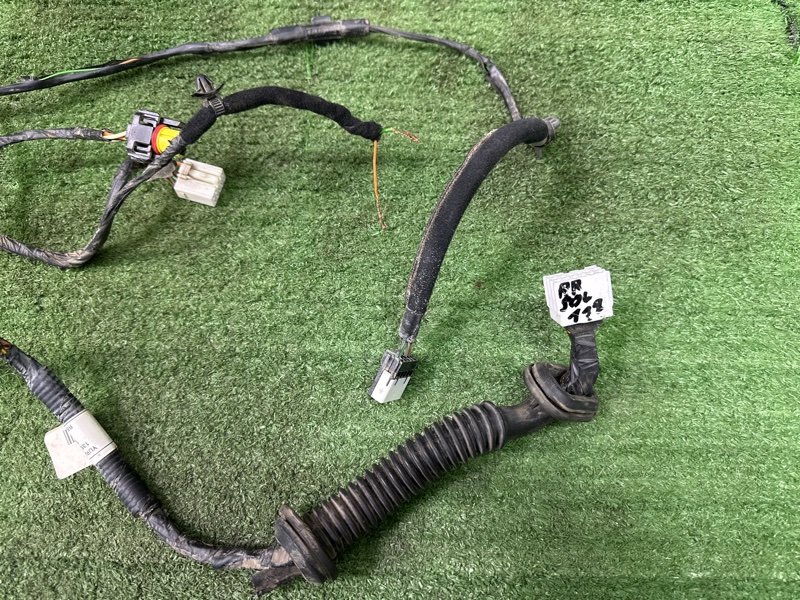 Проводка двери Hyundai Solaris 1 2013 RB