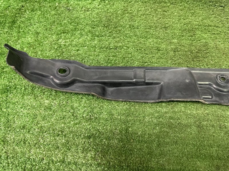 Пыльник крыла Hyundai Solaris 1 2013 RB