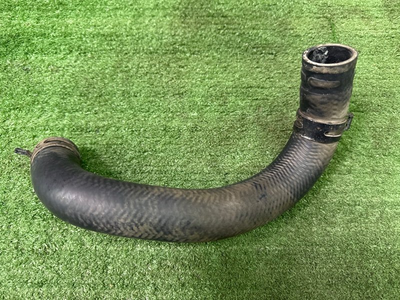 Патрубок радиатора нижний Hyundai Solaris 1 2013 RB