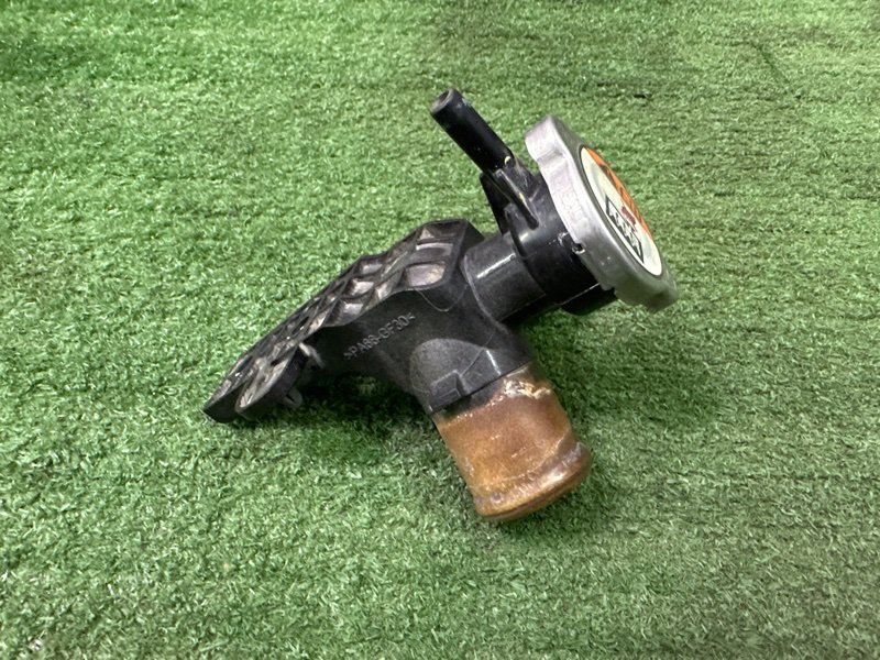 Горловина радиатора Hyundai Solaris 1 2013 RB