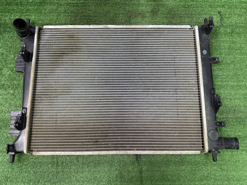 Радиатор охлаждения Hyundai Solaris 1 2013 RB
