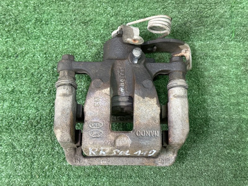 Суппорт тормозной Hyundai Solaris 1 2013 RB