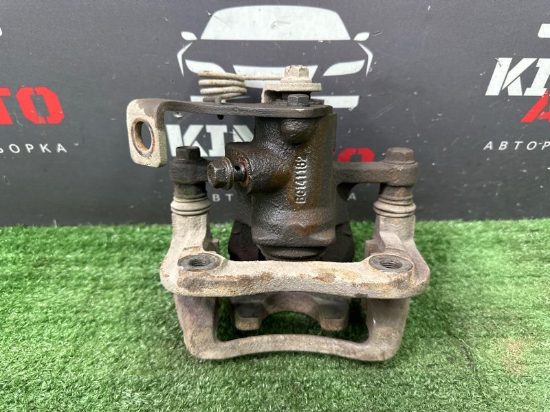 Суппорт тормозной Hyundai Solaris 1 2013 RB