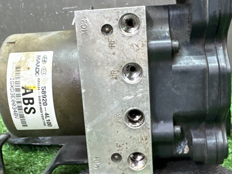 Блок ABS Hyundai Solaris 1 2013 RB