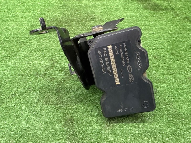 Блок ABS Hyundai Solaris 1 2013 RB