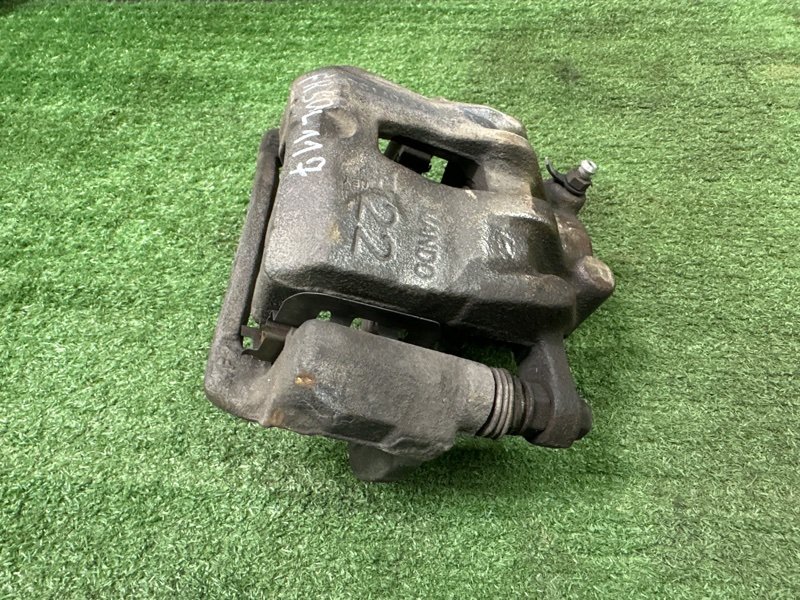 Суппорт тормозной Hyundai Solaris 1 2013 RB