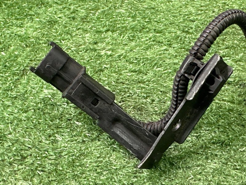 Датчик положения коленвала Kia Rio 3 2014 QB