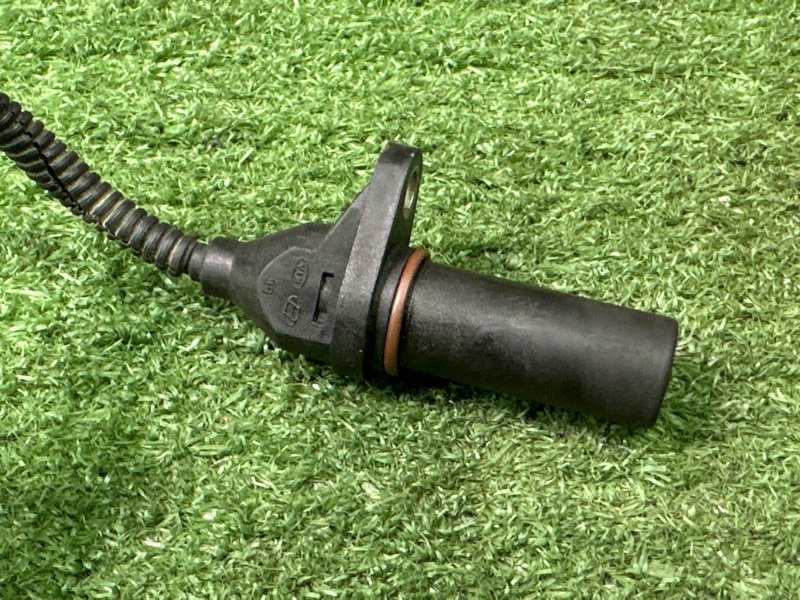 Датчик положения коленвала Kia Rio 3 2014 QB