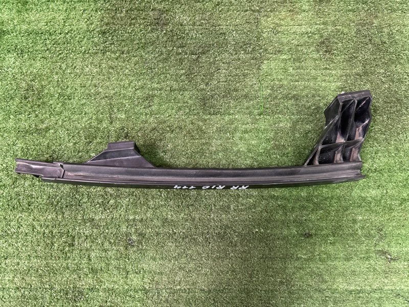 Направляющая стекла двери Kia Rio 3 2014 QB