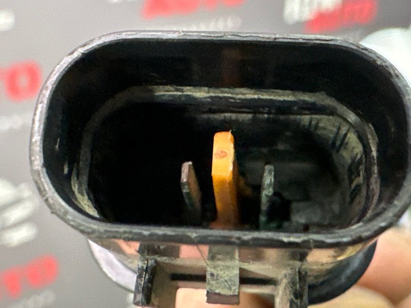 Датчик уровня бачка омывателя Hyundai Solaris 1 2013 RB