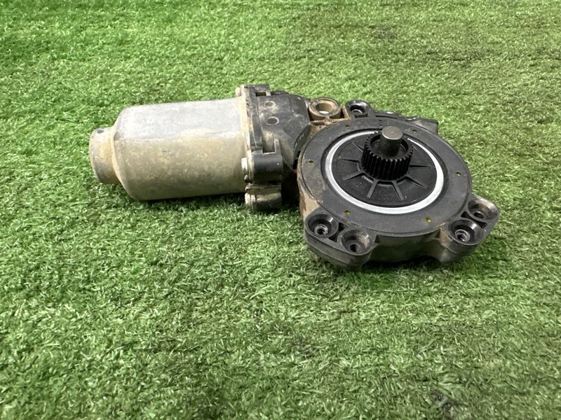 Мотор стеклоподъемника Hyundai Solaris 1 2013 RB