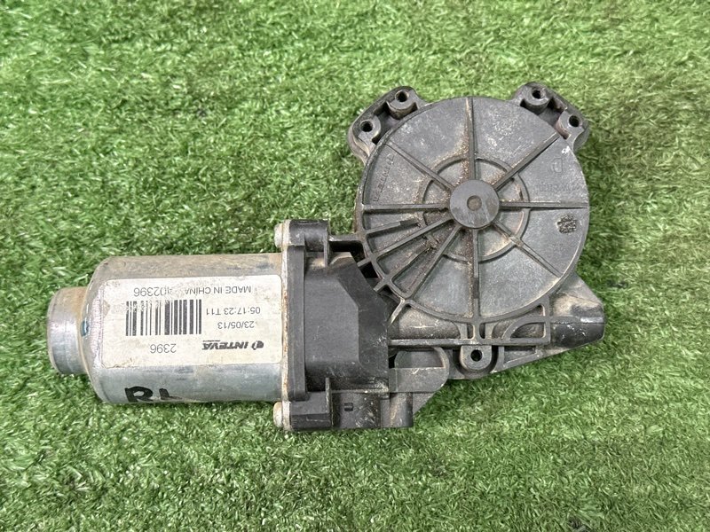 Мотор стеклоподъемника Hyundai Solaris 1 2013 RB