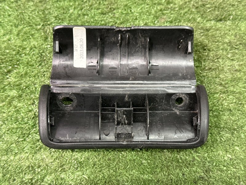 Ручка багажника Hyundai Solaris 1 2013 RB