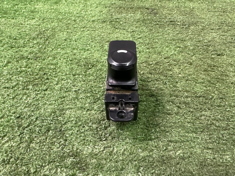 Кнопка стеклоподъемника Hyundai Solaris 1 2013 RB