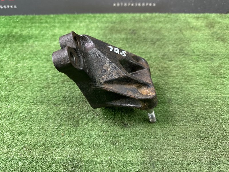 Кронштейн опоры двигателя Hyundai Solaris 1 2013 RB