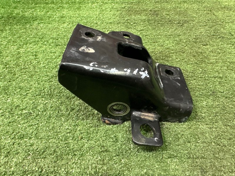 Кронштейн кпп Hyundai Solaris 1 2013 RB