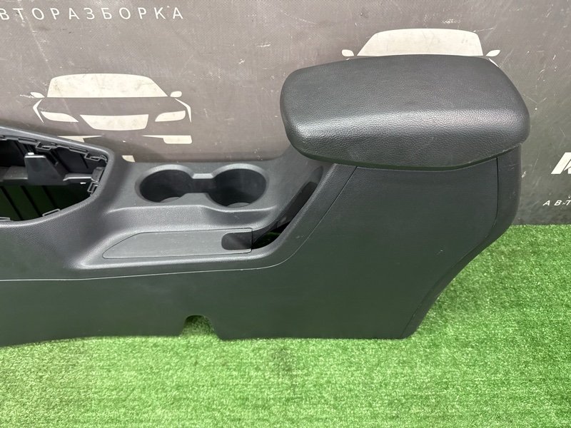 Центральная Консоль с подлокотником Hyundai Creta 2021 GS