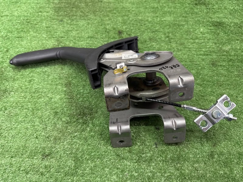 Рычаг стояночного тормоза (ручник) Hyundai Creta 2021 GS