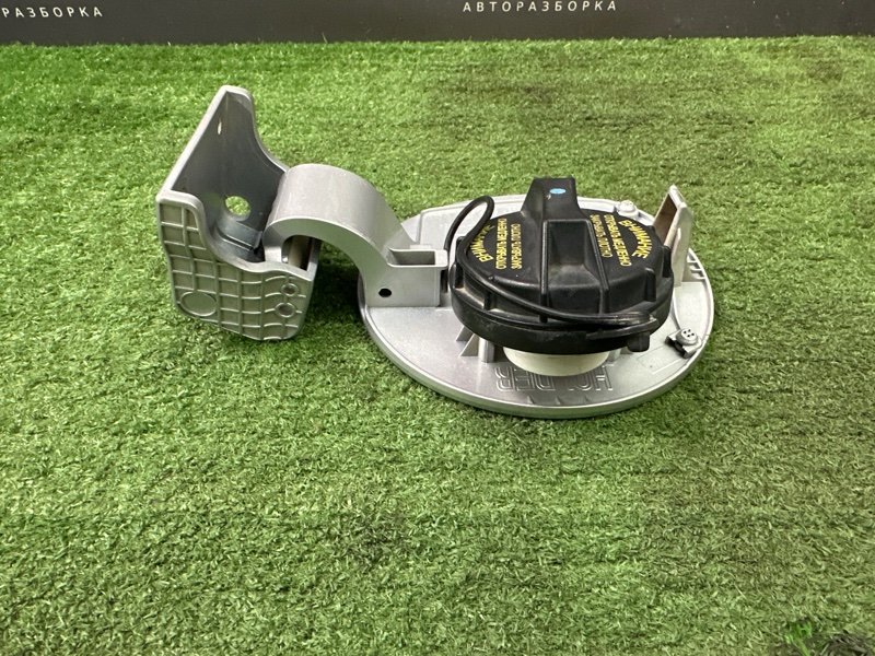 Лючок бензобака с крышкой Hyundai Creta 2021 GS