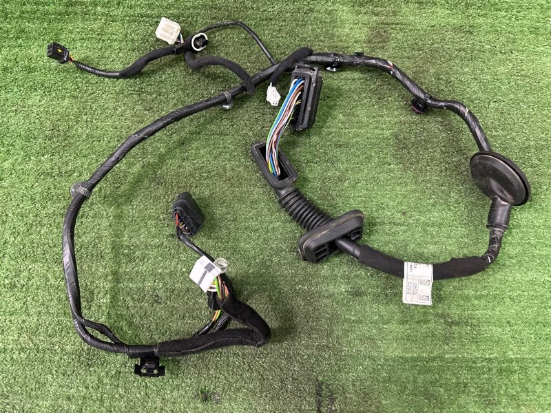 Проводка двери Hyundai Creta 2021 GS