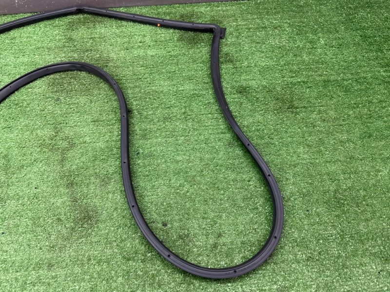 Уплотнитель двери Hyundai Creta 2021 GS