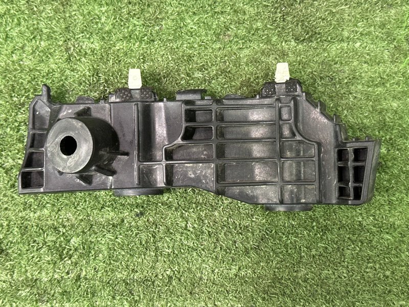 Кронштейн бампера Hyundai Creta 2021 GS