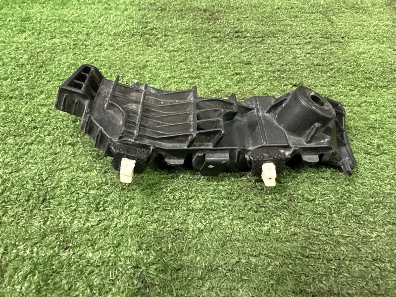 Кронштейн бампера Hyundai Creta 2021 GS