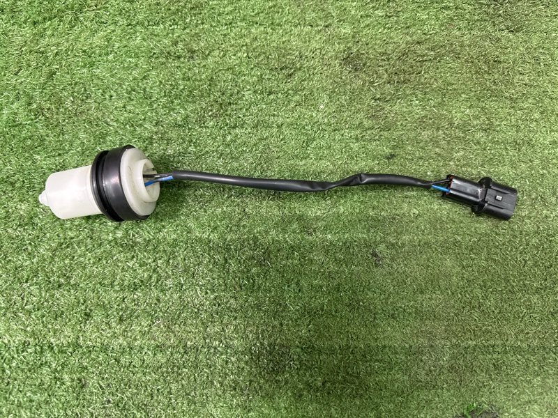 Датчик уровня бачка омывателя Hyundai Creta 2021 GS