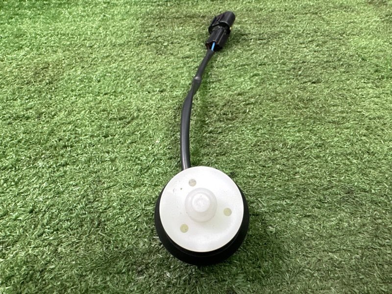 Датчик уровня бачка омывателя Hyundai Creta 2021 GS