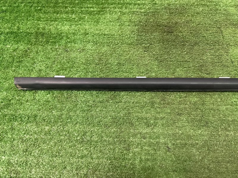 Уплотнитель стекла наружный (Бархотка) Hyundai Creta 2021 GS