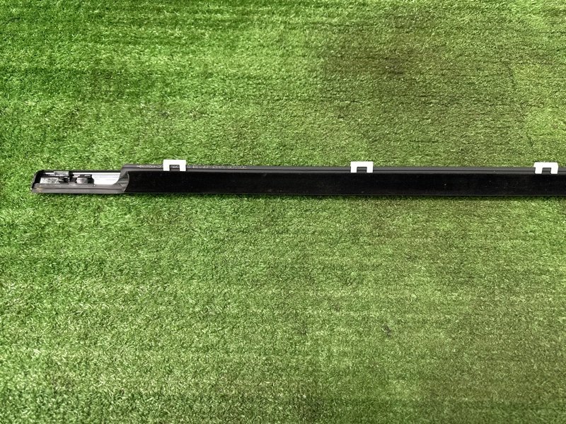 Уплотнитель стекла наружный (Бархотка) Hyundai Creta 2021 GS