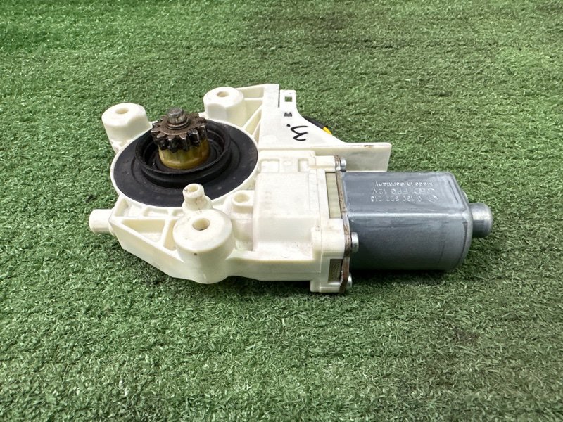 Мотор стеклоподъемника Ford Focus 2