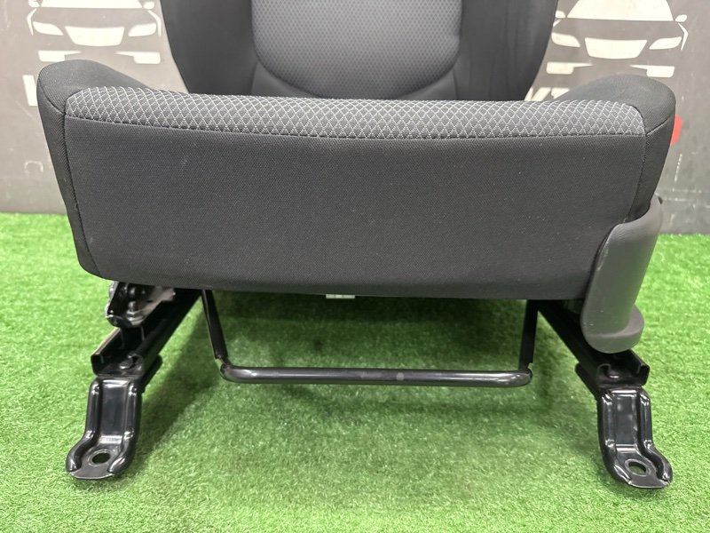 Сиденья передние комплект Hyundai Creta 2021 GS